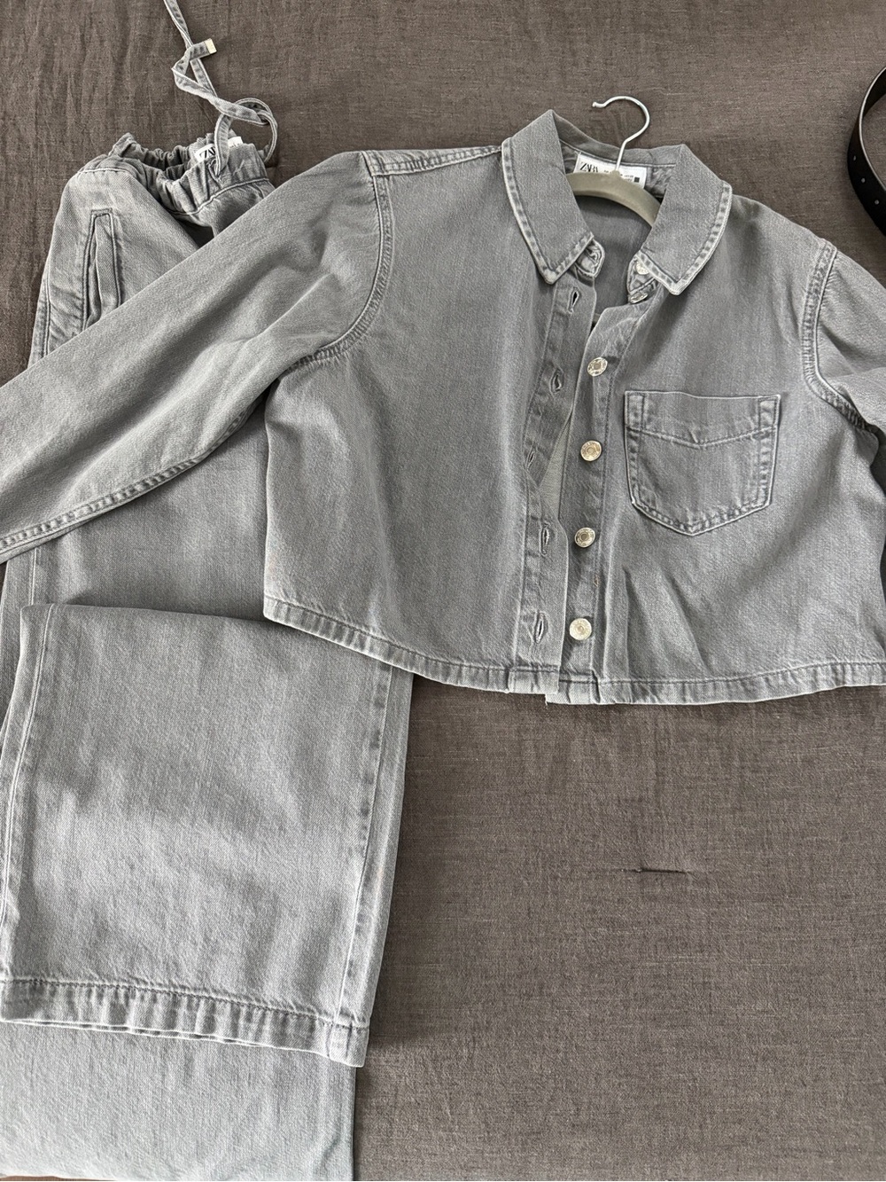 Zara Light Gray Denim Crop Jacket and Wide-Leg Pants Set